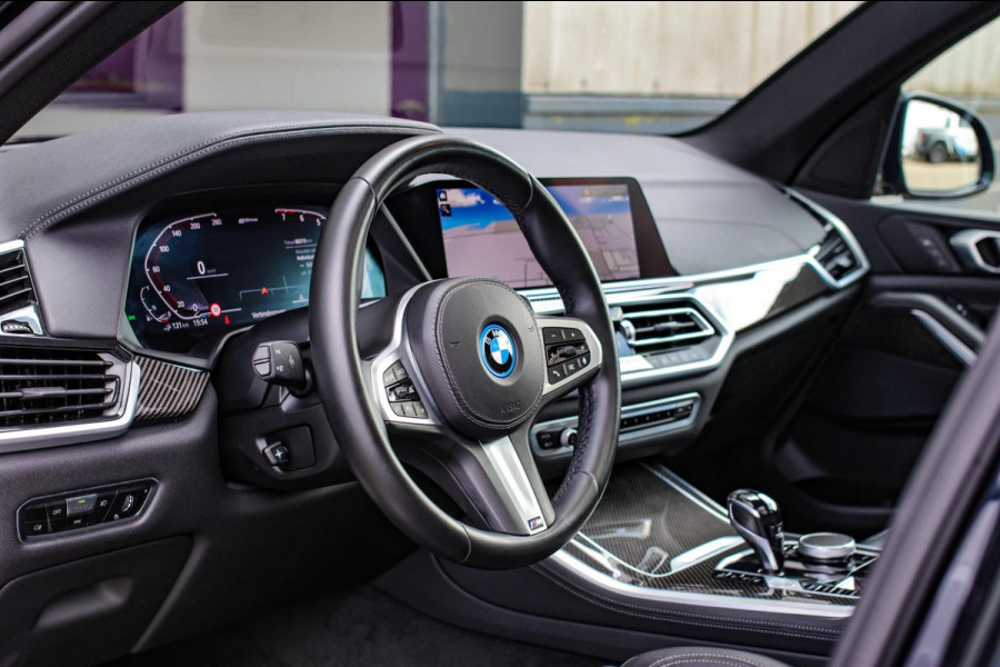 BMW X5 XDrive45e M-Sport *Pano*M-Stoelen*360 Camera*Entertainment achter*
