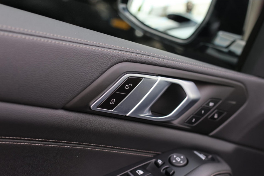 BMW X5 XDrive45e M-Sport *Pano*M-Stoelen*360 Camera*Entertainment achter*
