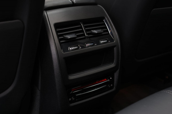 BMW X5 XDrive45e M-Sport *Pano*M-Stoelen*360 Camera*Entertainment achter*