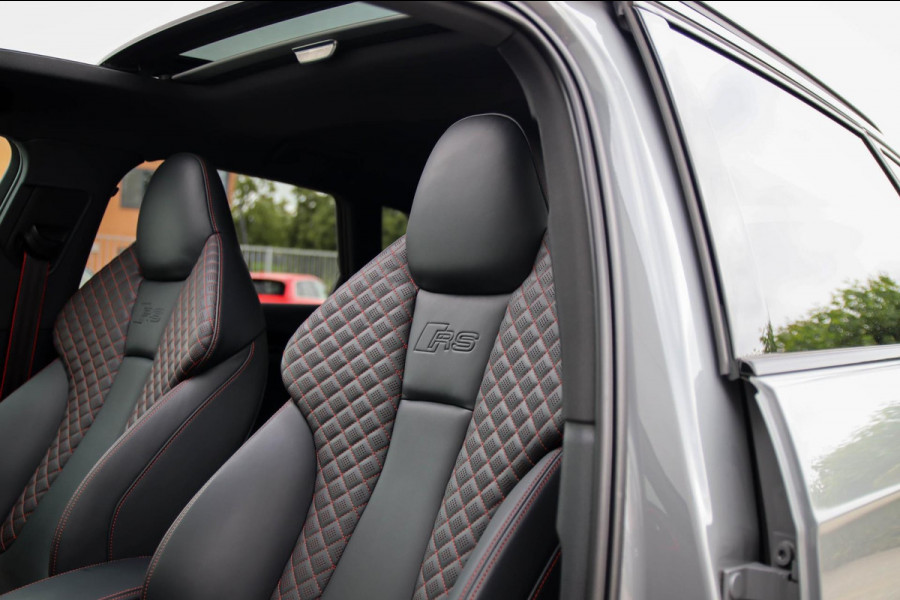 Audi A3 Sportback 2.5TFSI Quattro RS3 Facelift 400pk S-Tronic|Geen OPF|Nardo Grey|Keramisch|Virtual Cockpit|Panoramadak|LED Matrix