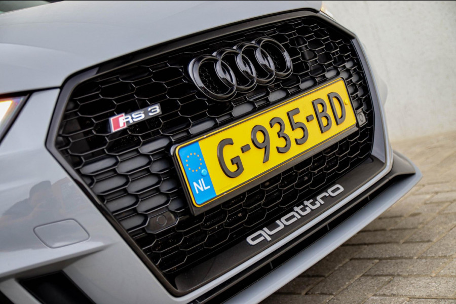 Audi A3 Sportback 2.5TFSI Quattro RS3 Facelift 400pk S-Tronic|Geen OPF|Nardo Grey|Keramisch|Virtual Cockpit|Panoramadak|LED Matrix