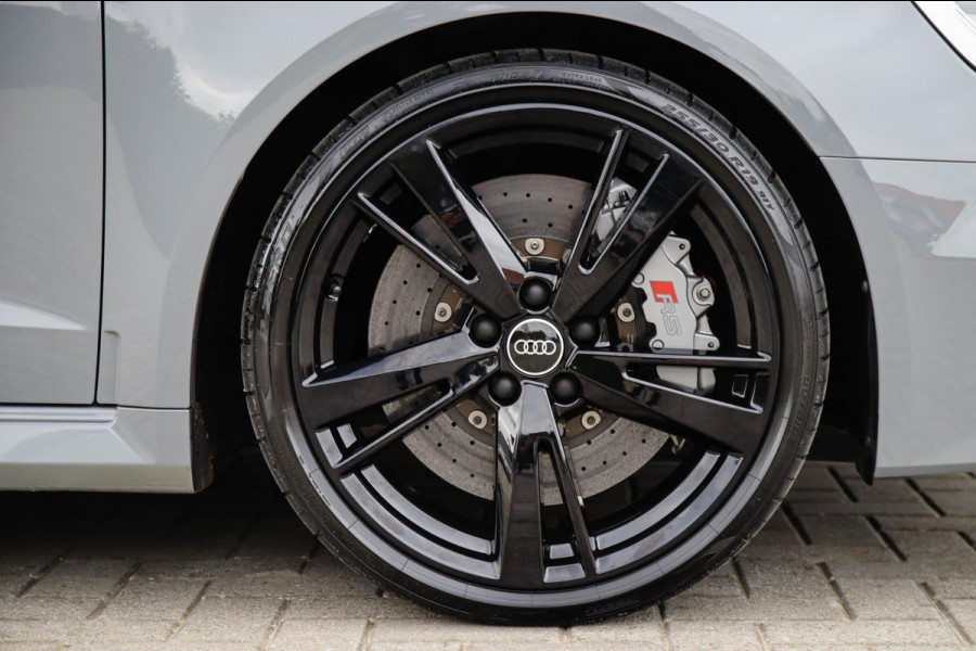 Audi A3 Sportback 2.5TFSI Quattro RS3 Facelift 400pk S-Tronic|Geen OPF|Nardo Grey|Keramisch|Virtual Cockpit|Panoramadak|LED Matrix
