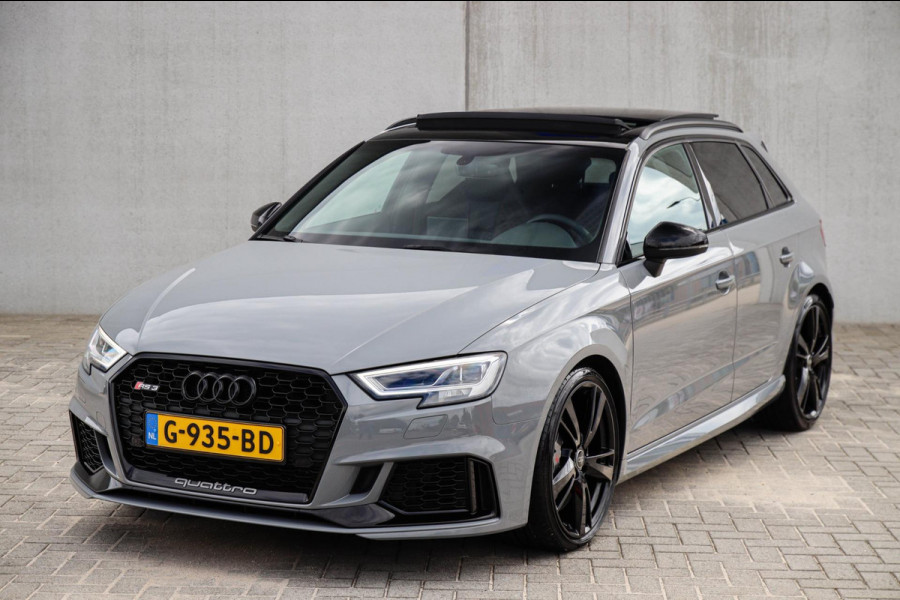 Audi A3 Sportback 2.5TFSI Quattro RS3 Facelift 400pk S-Tronic|Geen OPF|Nardo Grey|Keramisch|Virtual Cockpit|Panoramadak|LED Matrix