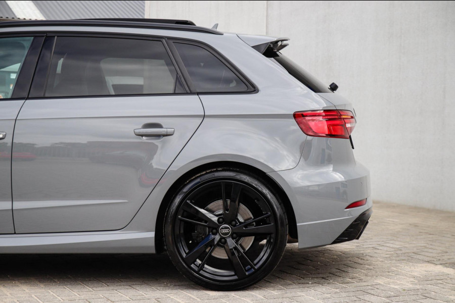 Audi A3 Sportback 2.5TFSI Quattro RS3 Facelift 400pk S-Tronic|Geen OPF|Nardo Grey|Keramisch|Virtual Cockpit|Panoramadak|LED Matrix