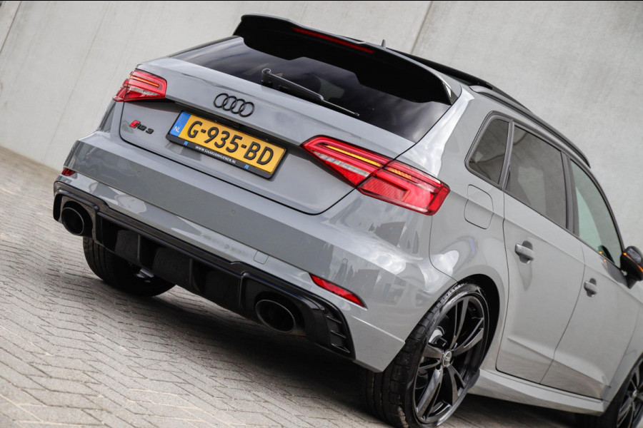 Audi A3 Sportback 2.5TFSI Quattro RS3 Facelift 400pk S-Tronic|Geen OPF|Nardo Grey|Keramisch|Virtual Cockpit|Panoramadak|LED Matrix