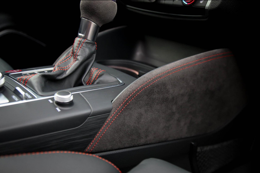Audi A3 Sportback 2.5TFSI Quattro RS3 Facelift 400pk S-Tronic|Geen OPF|Nardo Grey|Keramisch|Virtual Cockpit|Panoramadak|LED Matrix