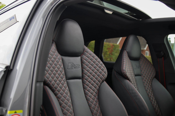 Audi A3 Sportback 2.5TFSI Quattro RS3 Facelift 400pk S-Tronic|Geen OPF|Nardo Grey|Keramisch|Virtual Cockpit|Panoramadak|LED Matrix