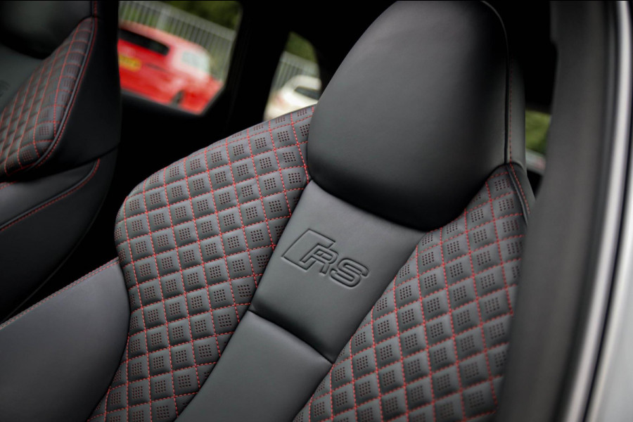 Audi A3 Sportback 2.5TFSI Quattro RS3 Facelift 400pk S-Tronic|Geen OPF|Nardo Grey|Keramisch|Virtual Cockpit|Panoramadak|LED Matrix