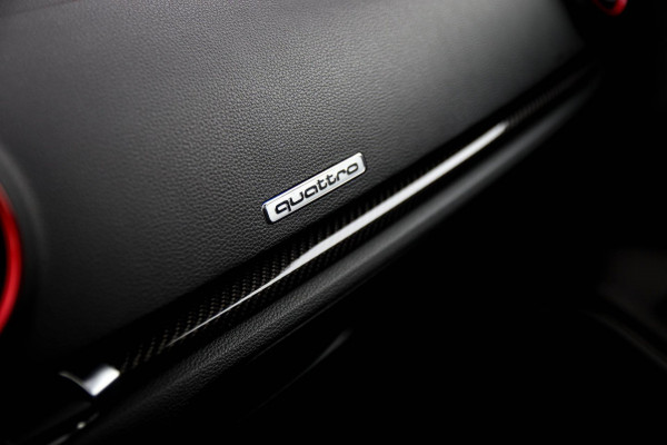 Audi A3 Sportback 2.5TFSI Quattro RS3 Facelift 400pk S-Tronic|Geen OPF|Nardo Grey|Keramisch|Virtual Cockpit|Panoramadak|LED Matrix