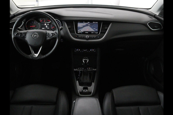 Opel Grandland X 1.2 Turbo Business Executive | Panoramadak | Stoelventilatie | Leder | Trekhaak | Adaptive cruise | Full LED | Carplay | Keyless