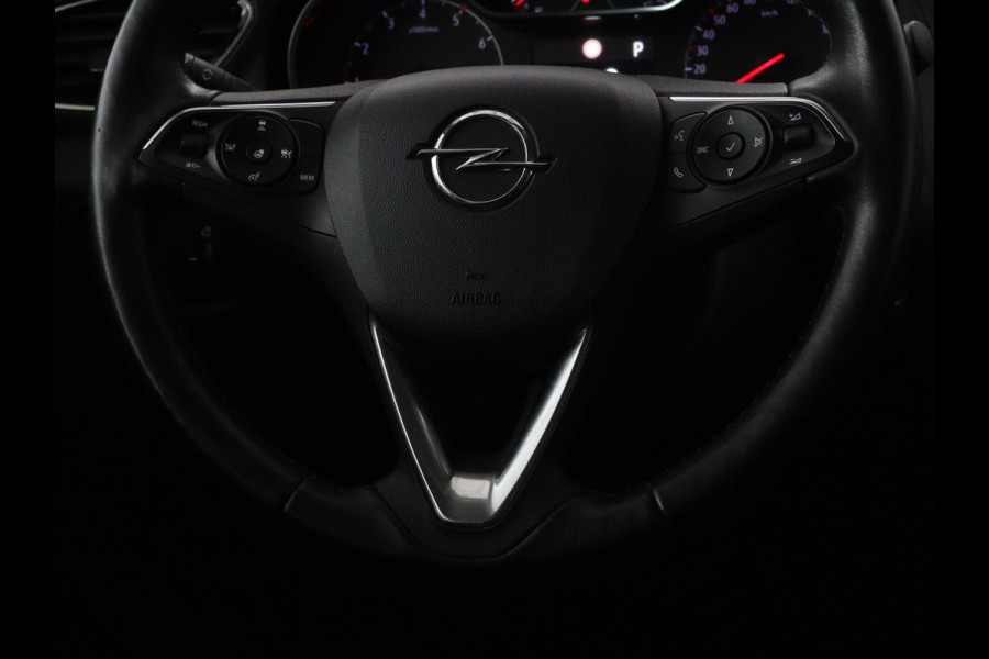 Opel Grandland X 1.2 Turbo Business Executive | Panoramadak | Stoelventilatie | Leder | Trekhaak | Adaptive cruise | Full LED | Carplay | Keyless