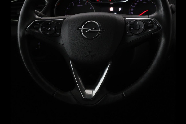 Opel Grandland X 1.2 Turbo Business Executive | Panoramadak | Stoelventilatie | Leder | Trekhaak | Adaptive cruise | Full LED | Carplay | Keyless