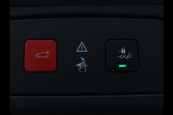 Opel Grandland X 1.2 Turbo Business Executive | Panoramadak | Stoelventilatie | Leder | Trekhaak | Adaptive cruise | Full LED | Carplay | Keyless