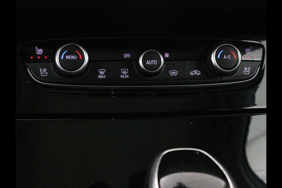 Opel Grandland X 1.2 Turbo Business Executive | Panoramadak | Stoelventilatie | Leder | Trekhaak | Adaptive cruise | Full LED | Carplay | Keyless