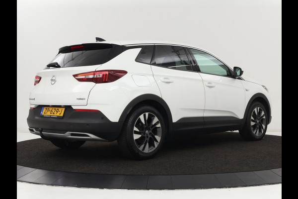 Opel Grandland X 1.2 Turbo Business Executive | Panoramadak | Stoelventilatie | Leder | Trekhaak | Adaptive cruise | Full LED | Carplay | Keyless