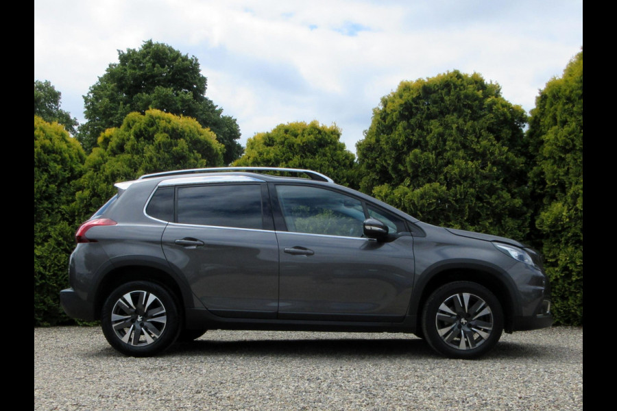 Peugeot 2008 1.2 PureTech Allure*Navi*Pdc*Camera*