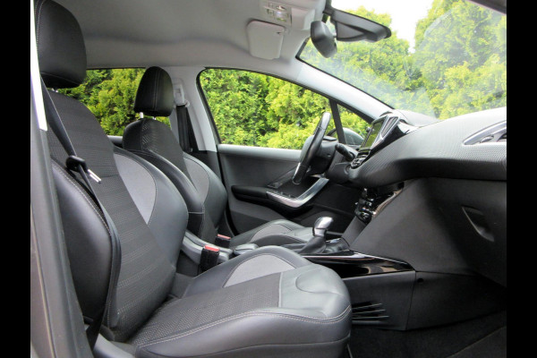 Peugeot 2008 1.2 PureTech Allure*Navi*Pdc*Camera*