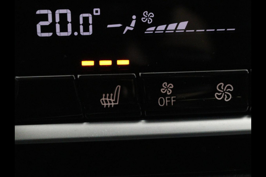 BMW 5 Serie 530e High Executive | Leder | Stoel & stuurverwarming | Adaptive cruise | Carplay | Sfeerverlichting | Camera | Live Cockpit | Navigatie | Full LED