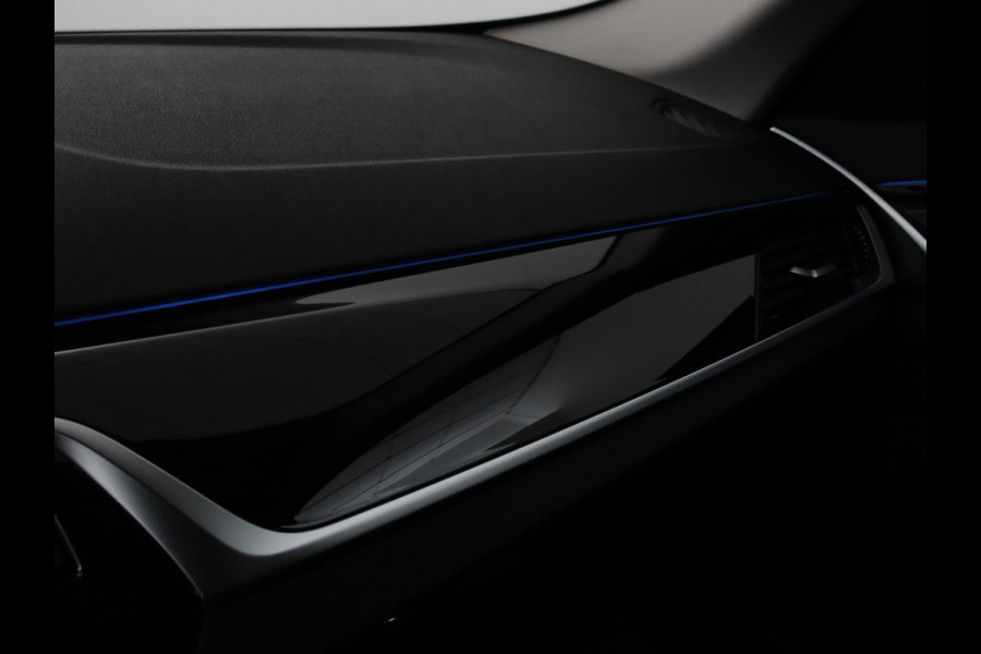 BMW 5 Serie 530e High Executive | Leder | Stoel & stuurverwarming | Adaptive cruise | Carplay | Sfeerverlichting | Camera | Live Cockpit | Navigatie | Full LED