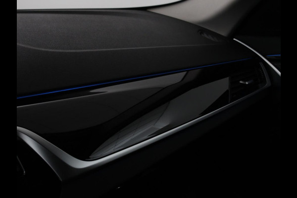 BMW 5 Serie 530e High Executive | Leder | Stoel & stuurverwarming | Adaptive cruise | Carplay | Sfeerverlichting | Camera | Live Cockpit | Navigatie | Full LED