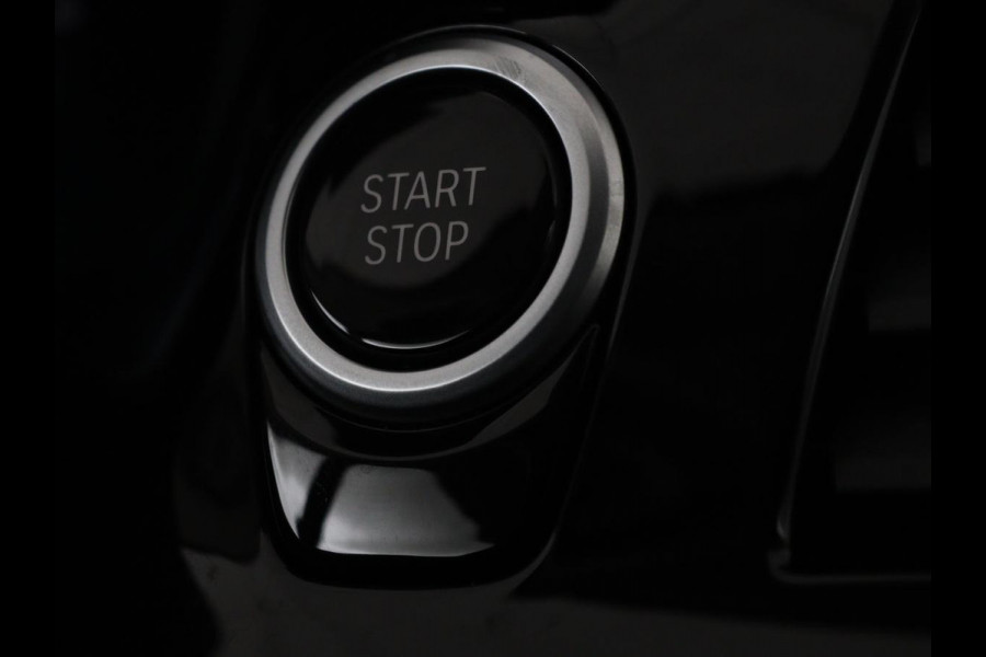 BMW 5 Serie 530e High Executive | Leder | Stoel & stuurverwarming | Adaptive cruise | Carplay | Sfeerverlichting | Camera | Live Cockpit | Navigatie | Full LED