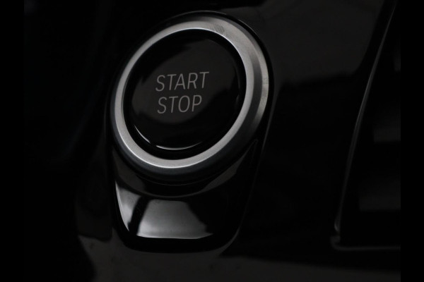 BMW 5 Serie 530e High Executive | Leder | Stoel & stuurverwarming | Adaptive cruise | Carplay | Sfeerverlichting | Camera | Live Cockpit | Navigatie | Full LED