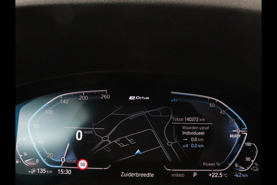 BMW 5 Serie 530e High Executive | Leder | Stoel & stuurverwarming | Adaptive cruise | Carplay | Sfeerverlichting | Camera | Live Cockpit | Navigatie | Full LED