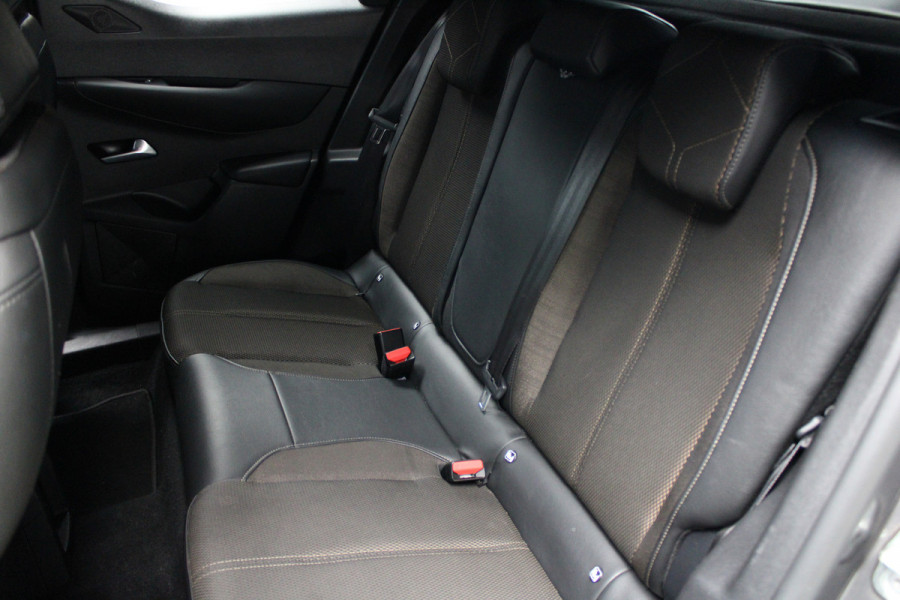 DS DS 3 Crossback E-Tense Bastille 50 kWh Navi Climate Leer PDC