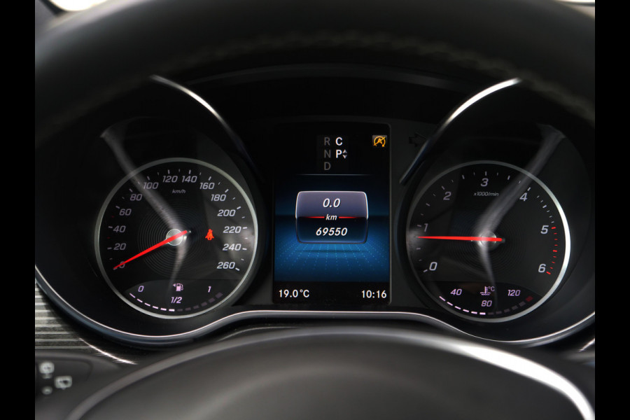 Mercedes-Benz V-Klasse V300d | XL | AMG | Incl BTW & BPM | 7-persoons | memory-zetels | nette staat..