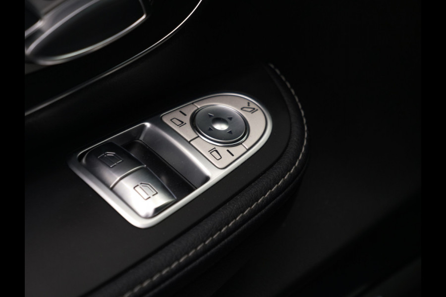 Mercedes-Benz V-Klasse V300d | XL | AMG | Incl BTW & BPM | 7-persoons | memory-zetels | nette staat..