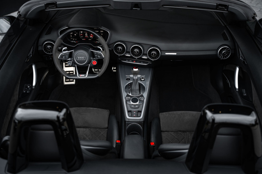 Audi TT RS Roadster Quattro Black Edition