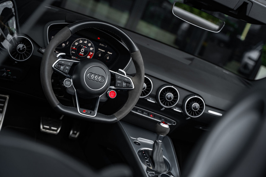 Audi TT RS Roadster Quattro Black Edition