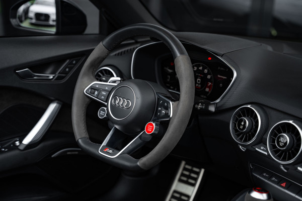 Audi TT RS Roadster Quattro Black Edition