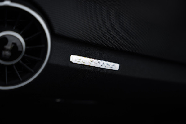 Audi TT RS Roadster Quattro Black Edition