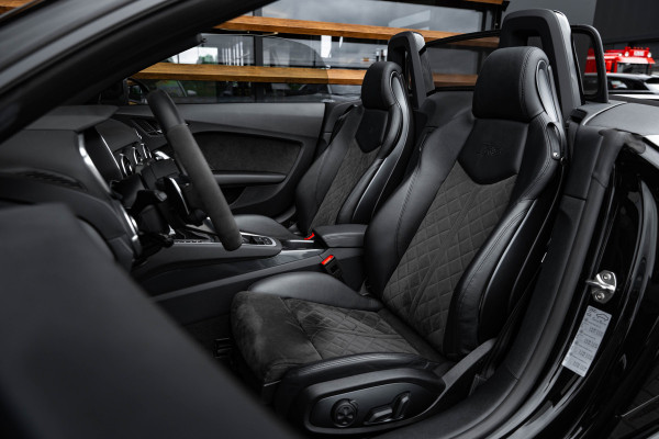 Audi TT RS Roadster Quattro Black Edition