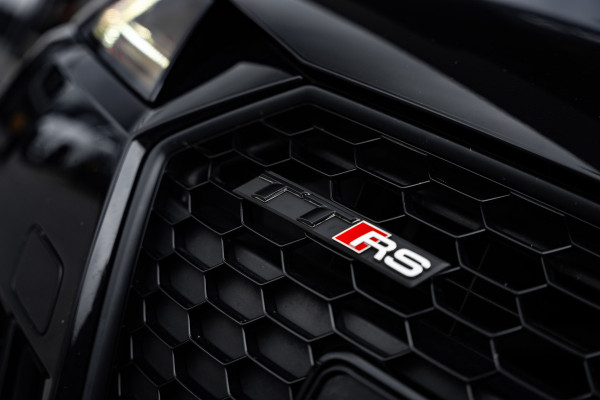 Audi TT RS Roadster Quattro Black Edition