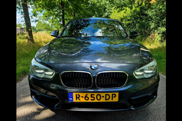 BMW 1-serie 116i Sport Shadow Edition navigatie sportstoelen