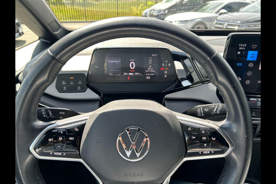 Volkswagen ID.3 Business 58 kWh | Carplay | Stoelverwarming | Navigatie | Achteruitrijcamera |