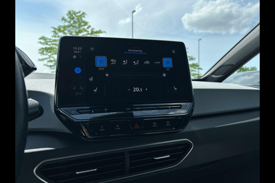 Volkswagen ID.3 Business 58 kWh | Carplay | Stoelverwarming | Navigatie | Achteruitrijcamera |