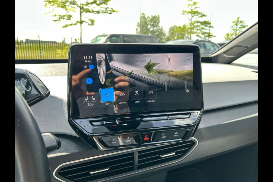Volkswagen ID.3 Business 58 kWh | Carplay | Stoelverwarming | Navigatie | Achteruitrijcamera |