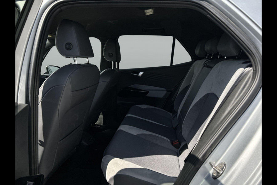 Volkswagen ID.3 Business 58 kWh | Carplay | Stoelverwarming | Navigatie | Achteruitrijcamera |