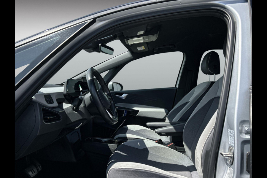 Volkswagen ID.3 Business 58 kWh | Carplay | Stoelverwarming | Navigatie | Achteruitrijcamera |
