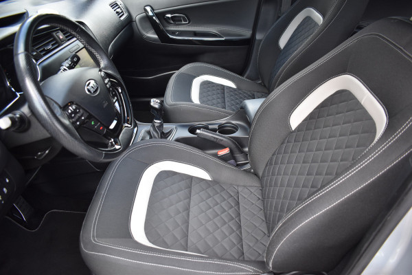 Kia cee'd Sportswagon 1.0 T-GDi GT-Line / Navigatie / Keyless / Trekhaak / Xenon / Camera /