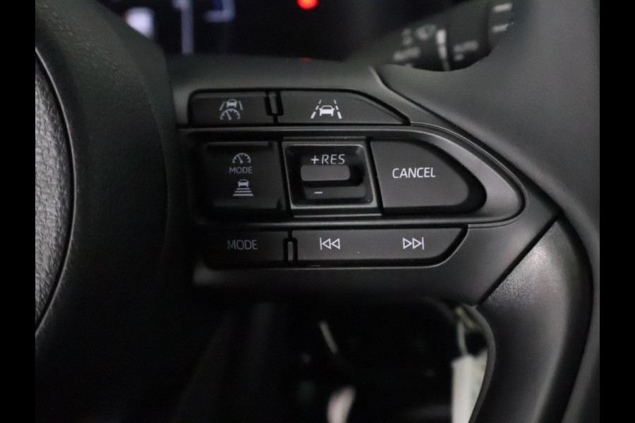 Toyota Yaris Cross 1.5 Hybrid 115 Active 2025 | DIRECT LEVERBAAR | 10 JAAR GARANTIE | DIRECT LEVERBAAR |