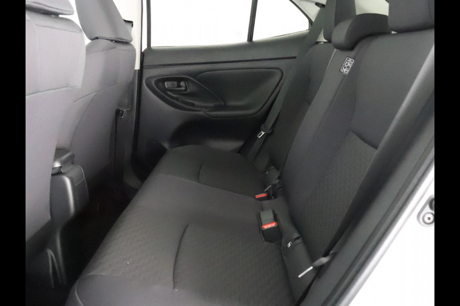 Toyota Yaris Cross 1.5 Hybrid 115 Active 2025 | DIRECT LEVERBAAR | 10 JAAR GARANTIE | DIRECT LEVERBAAR |