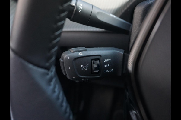 Peugeot e-208 EV Allure 51 kWh 360’ Camera