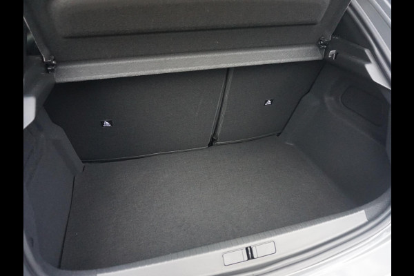 Peugeot e-208 EV Allure 51 kWh 360’ Camera
