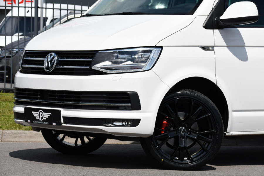 Volkswagen Transporter 2.0 TDI L2H1 DC Highline Adaptieve Cruise, Camera, Carplay, NAVI, Automaat, Trekhaak, LED, 150pk, Uniek!