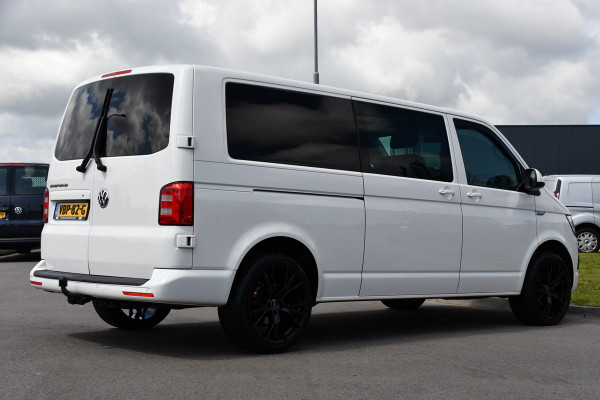 Volkswagen Transporter 2.0 TDI L2H1 DC Highline Adaptieve Cruise, Camera, Carplay, NAVI, Automaat, Trekhaak, LED, 150pk, Uniek!