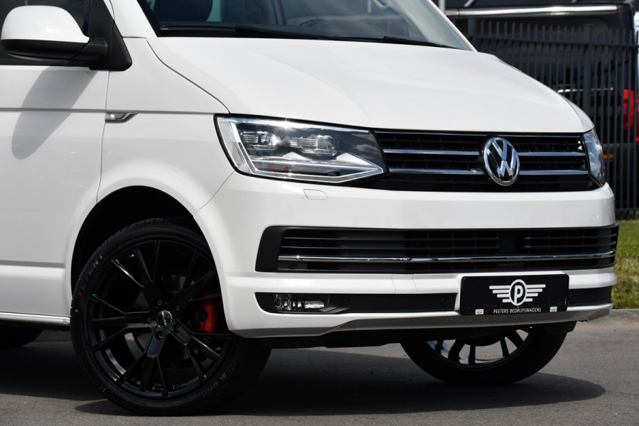 Volkswagen Transporter 2.0 TDI L2H1 DC Highline Adaptieve Cruise, Camera, Carplay, NAVI, Automaat, Trekhaak, LED, 150pk, Uniek!
